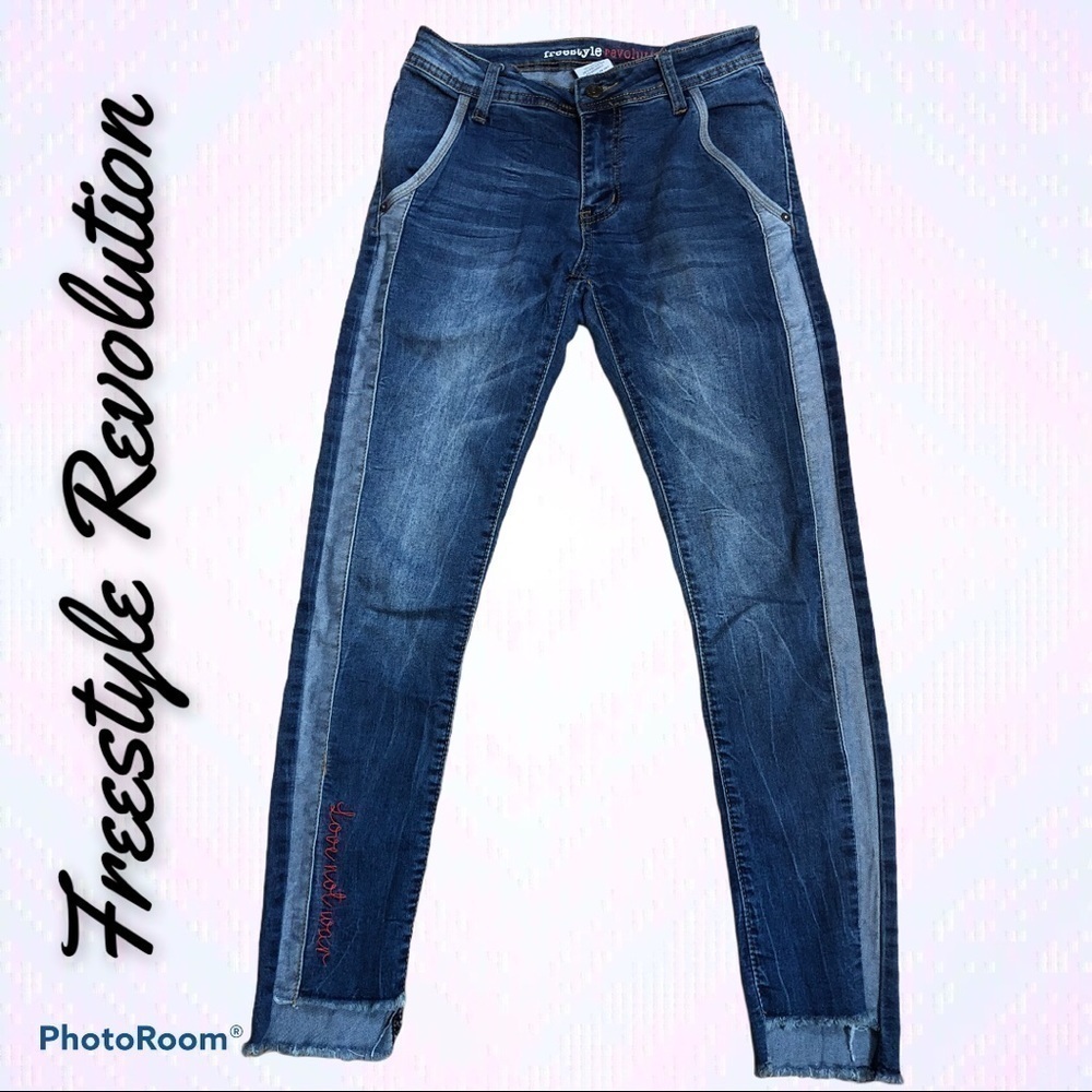 Freesstyle REVOLUTION “love not war” skinny jeans
